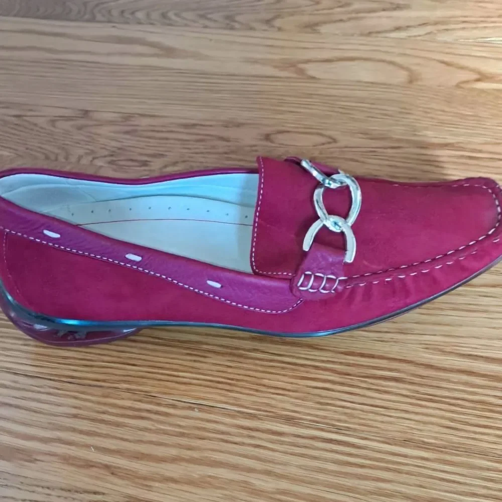 ASGI Inspire Suede Leather Driving Loafer Red Silver Buckle 8.5M Dark Academia